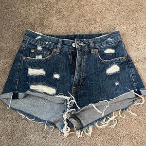 Divided (H&M) dark wash Jean short